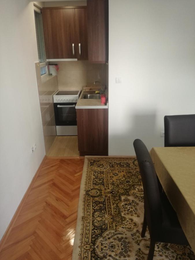 Stan Na Dan Pex Free Parking Appartement Vranje Buitenkant foto