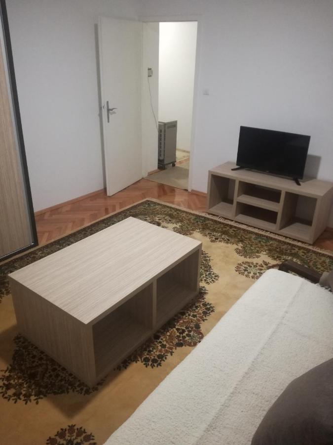 Stan Na Dan Pex Free Parking Appartement Vranje Buitenkant foto