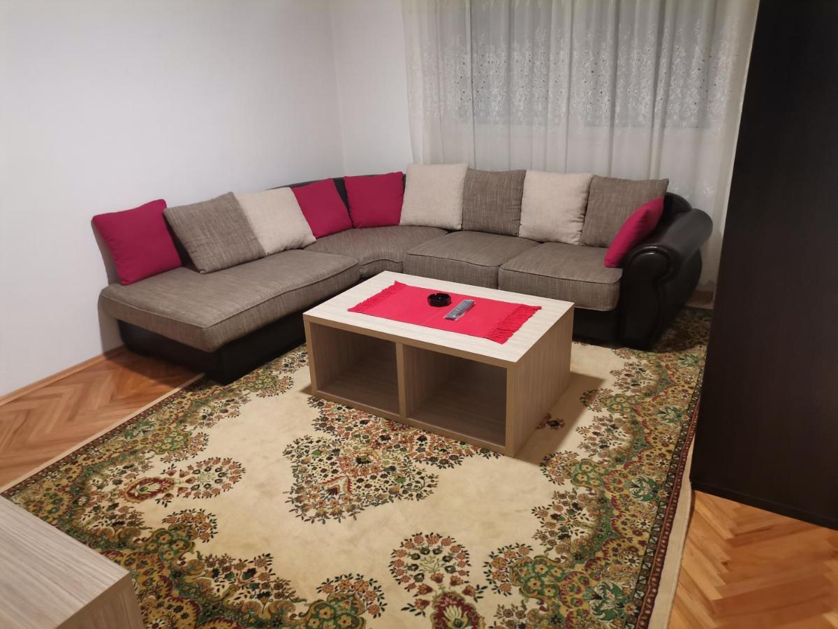 Stan Na Dan Pex Free Parking Appartement Vranje Buitenkant foto
